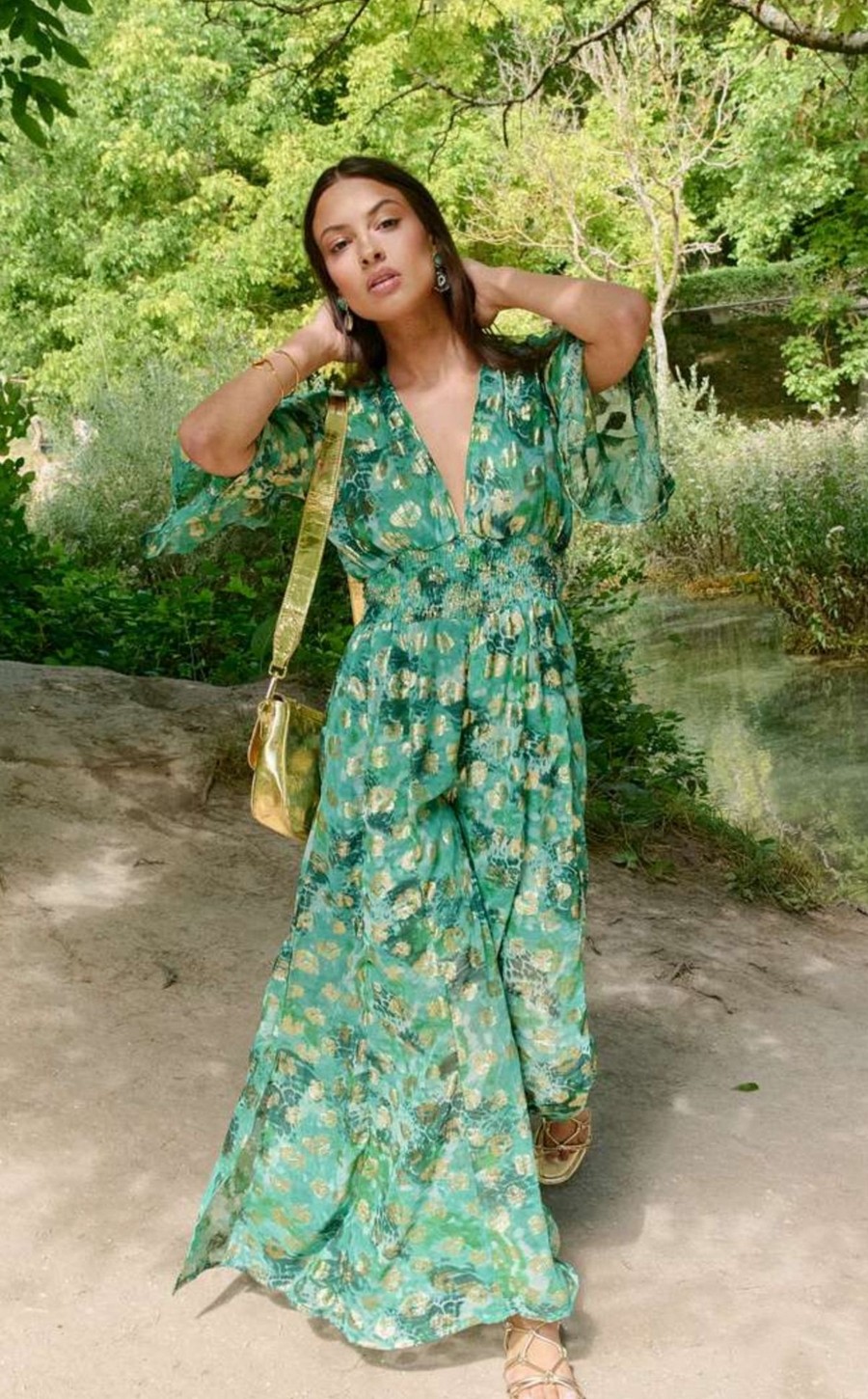 vestido verde elegante